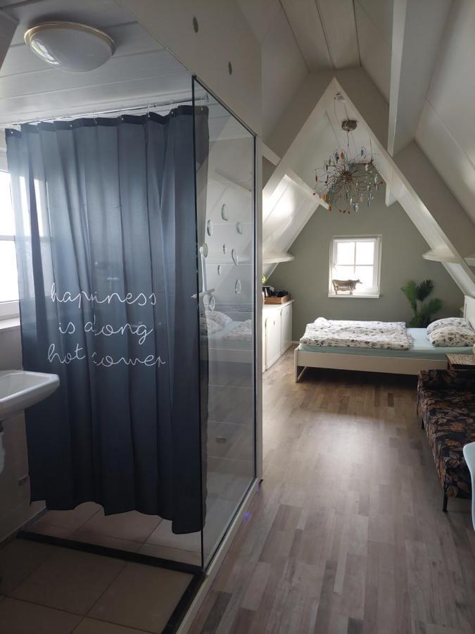 Chez Bob Bed & Breakfast Bovenkarspel Luaran gambar